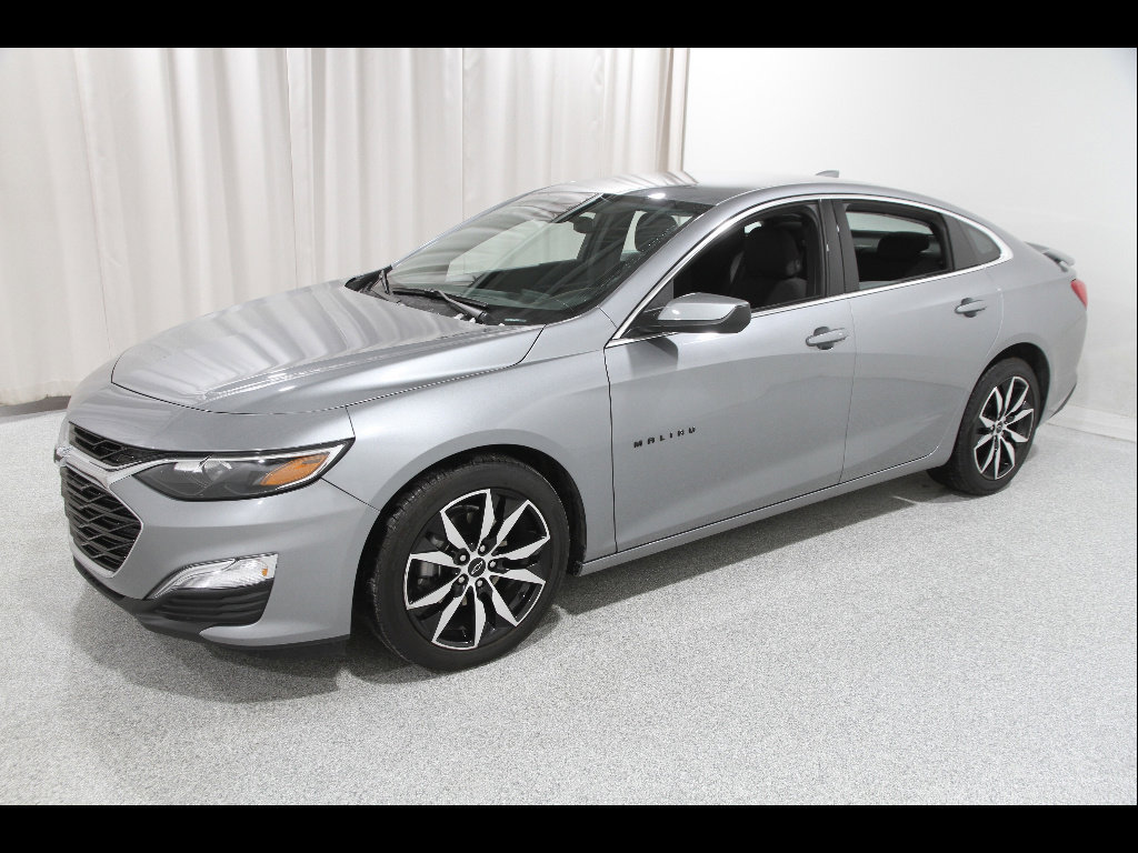 Used 2024 Chevrolet Malibu RS FWD image 3