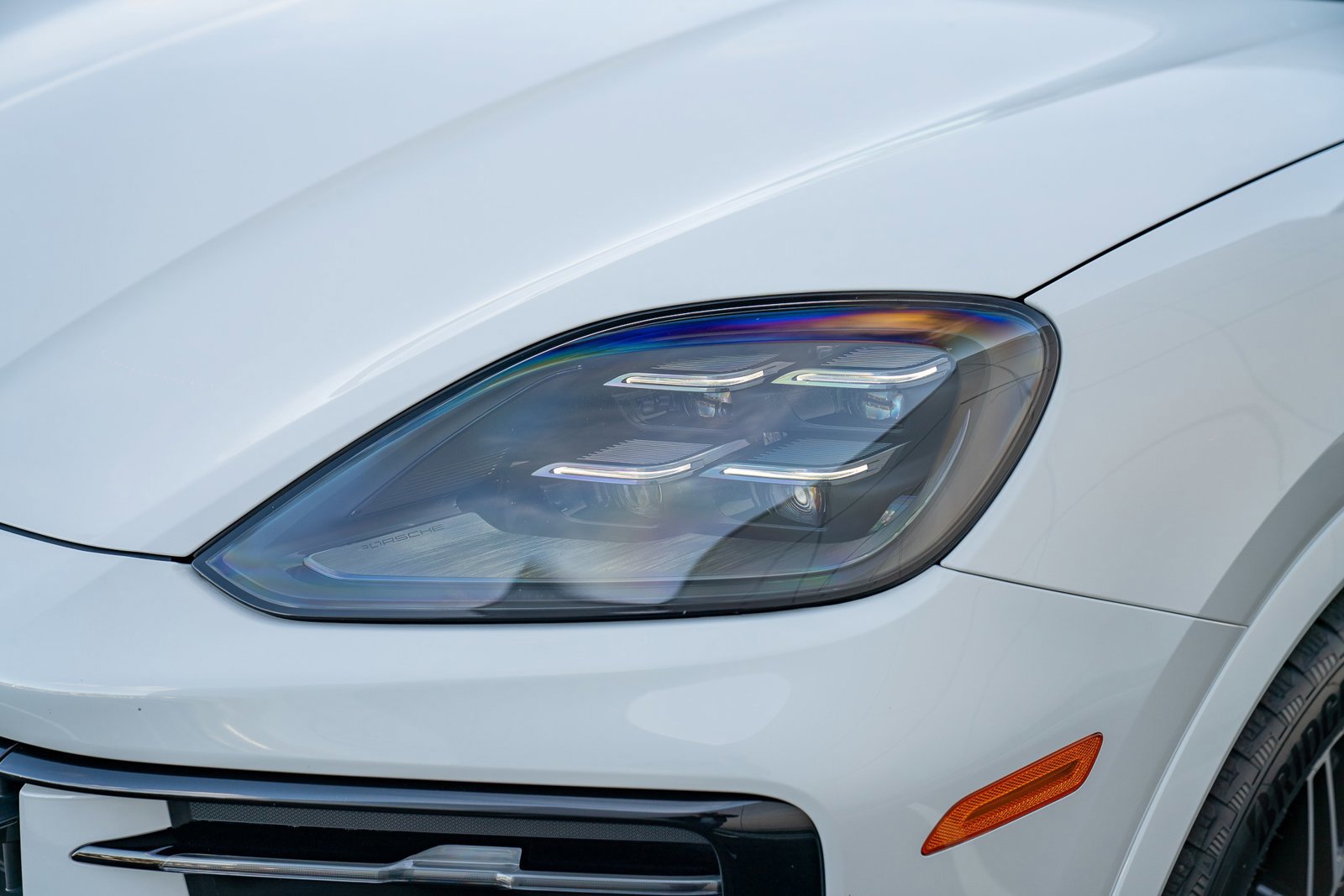 Used 2025 Porsche Cayenne image 30