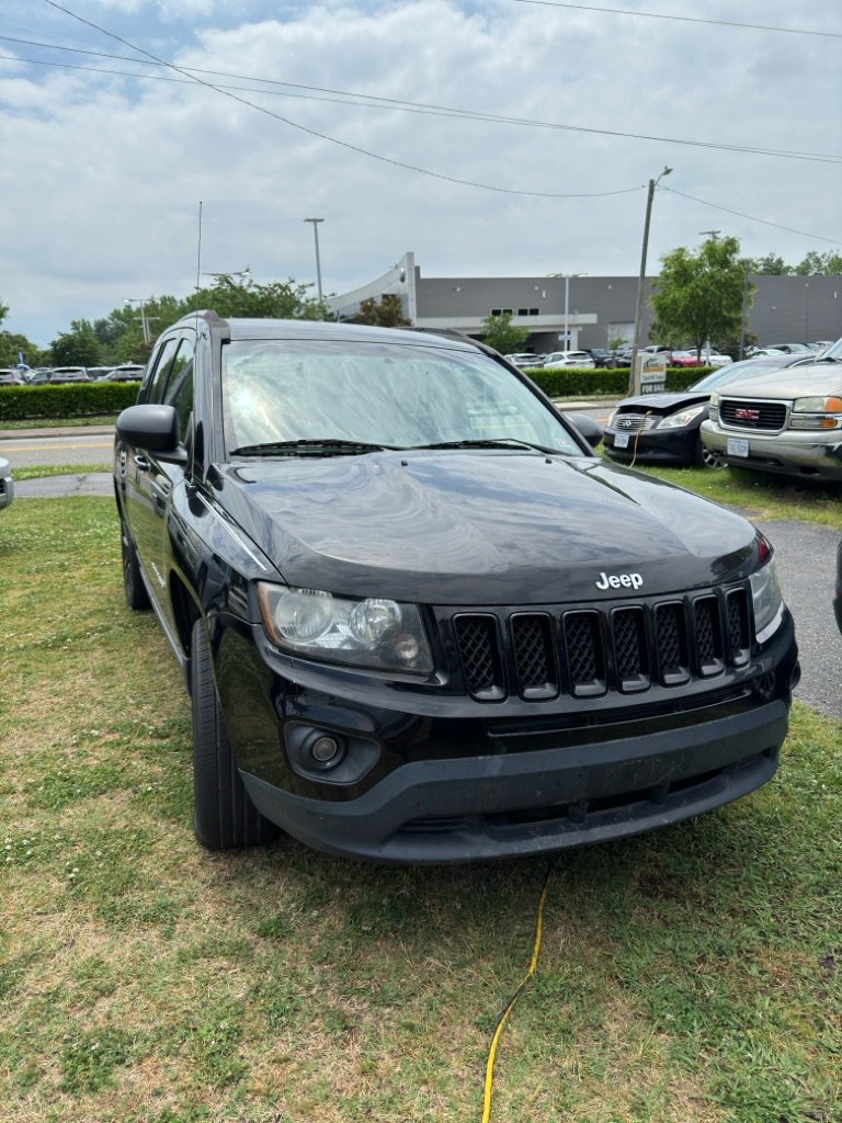 Used 2012 Jeep Compass Latitude w/ Altitude Pkg