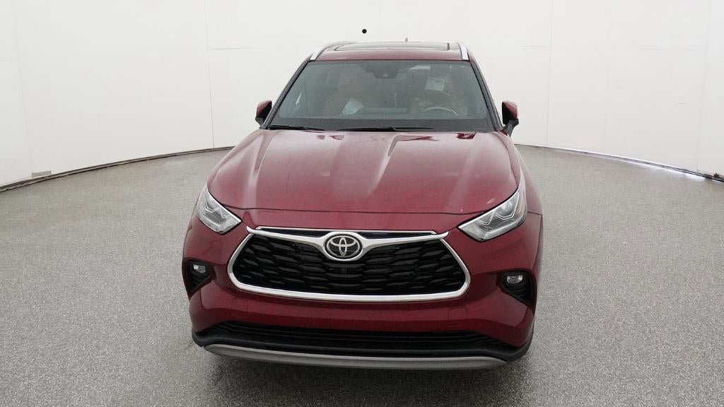 New 2026 Toyota Highlander Platinum AWD/4WD image 15