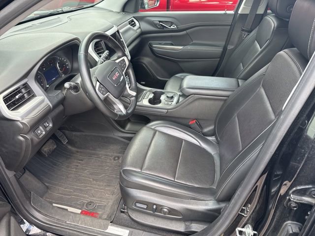Used 2023 GMC Acadia SLT w/ LPO, Floor Liner Package image 11