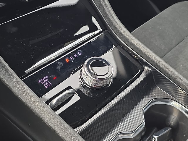 New 2026 Jeep Grand Cherokee L 4WD image 13
