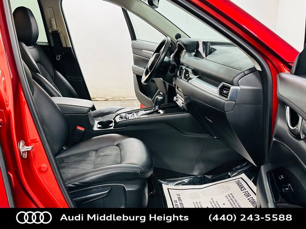 Used 2019 MAZDA CX-5 Touring image 8