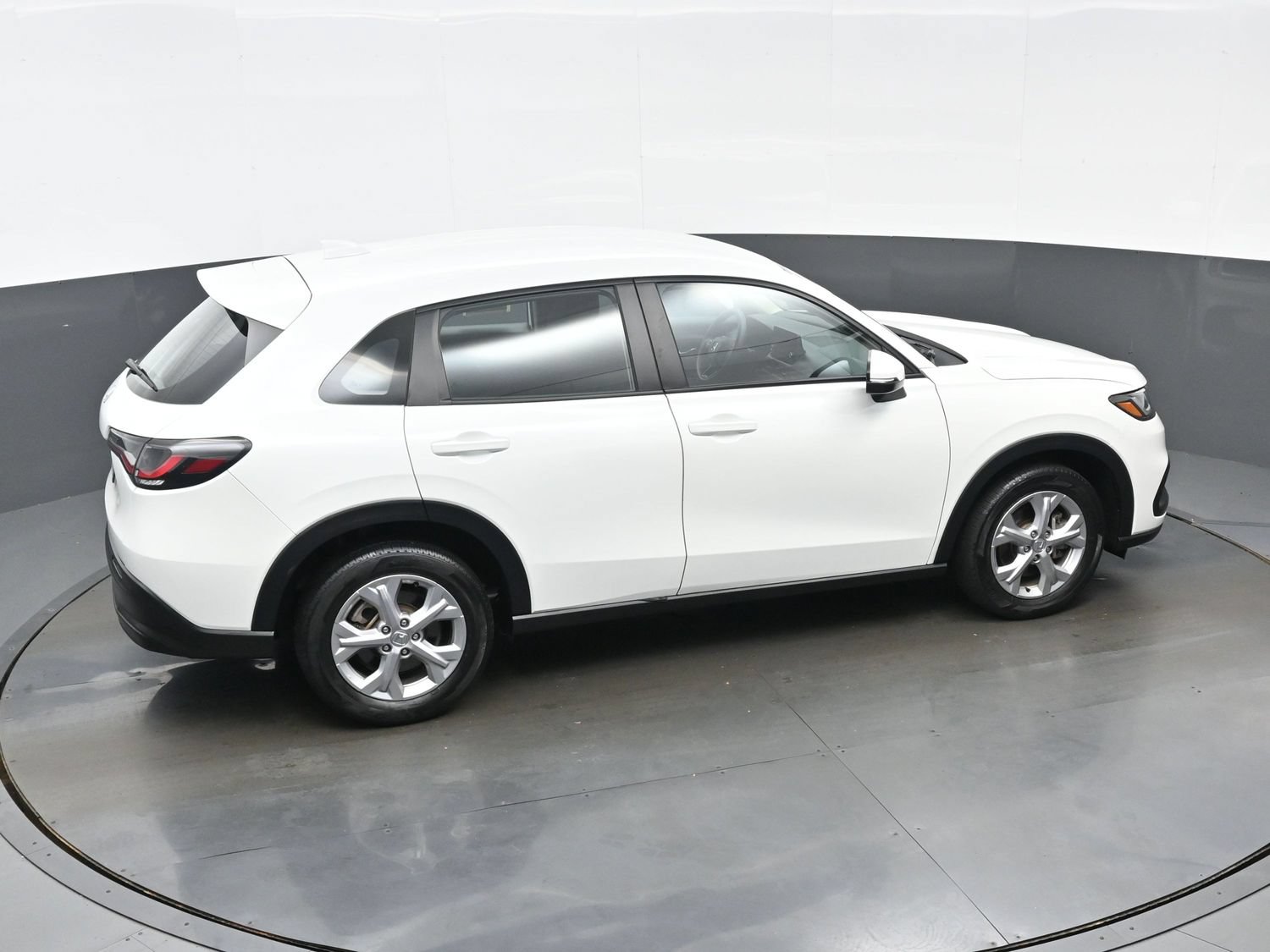 Used 2024 Honda HR-V LX image 40