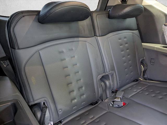 Used 2026 Kia EV9 Wind AWD/4WD image 21