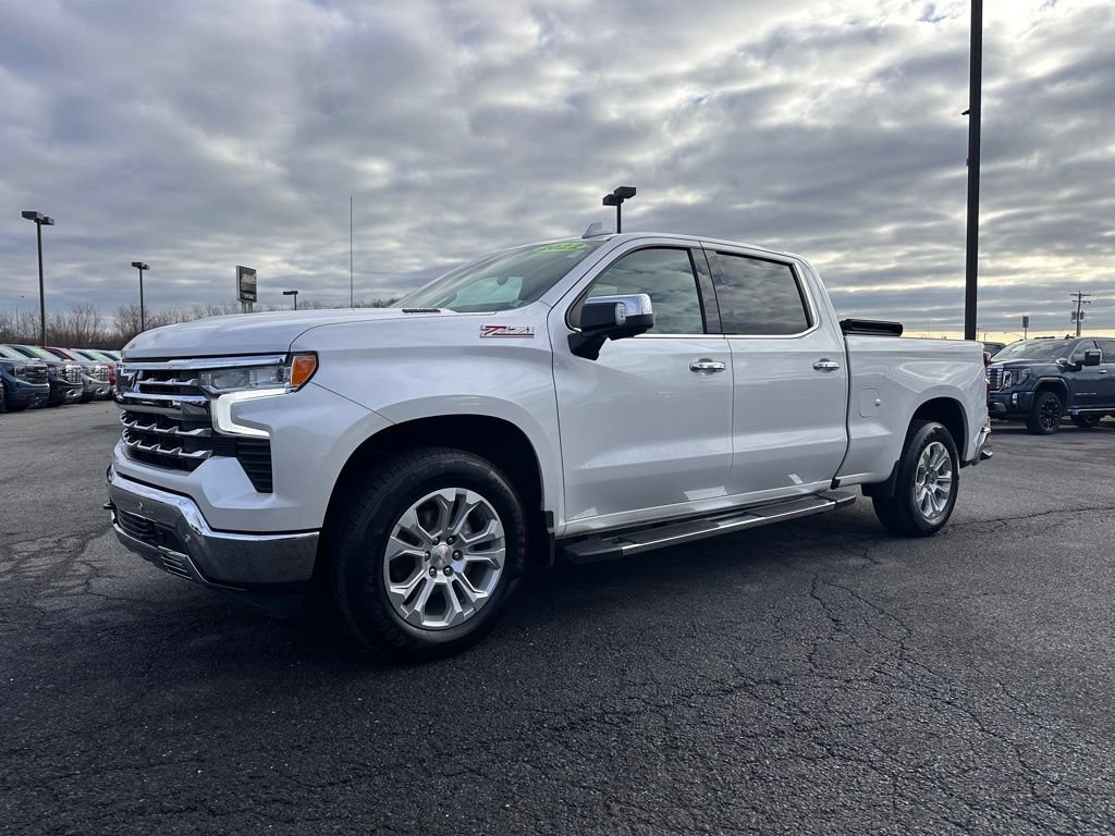 Certified 2022 Chevrolet Silverado 1500 LTZ w/ LTZ Premium Package AWD/4WD image 2