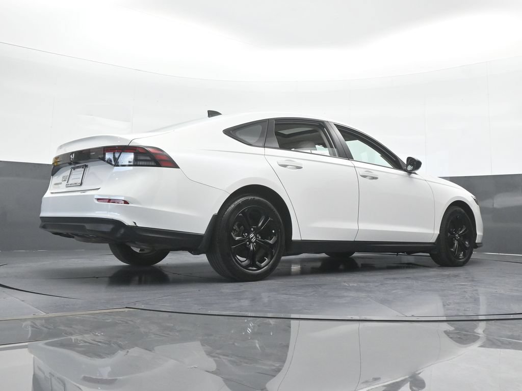 Used 2025 Honda Accord SE image 60