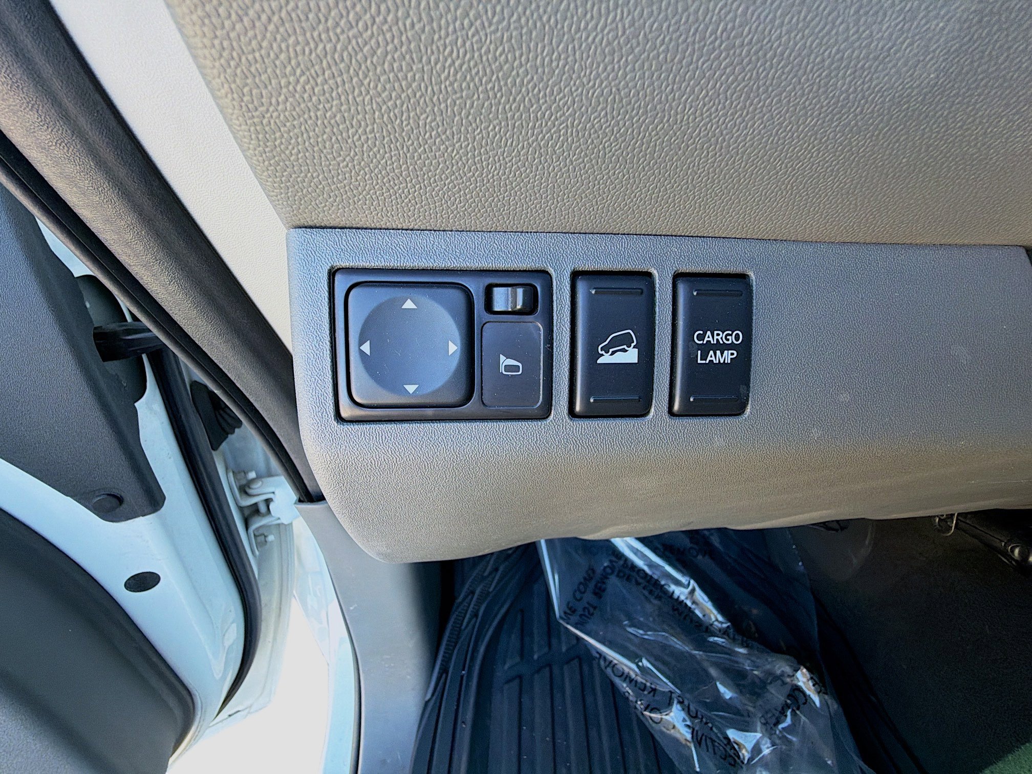 Used 2020 Nissan Frontier SV image 38