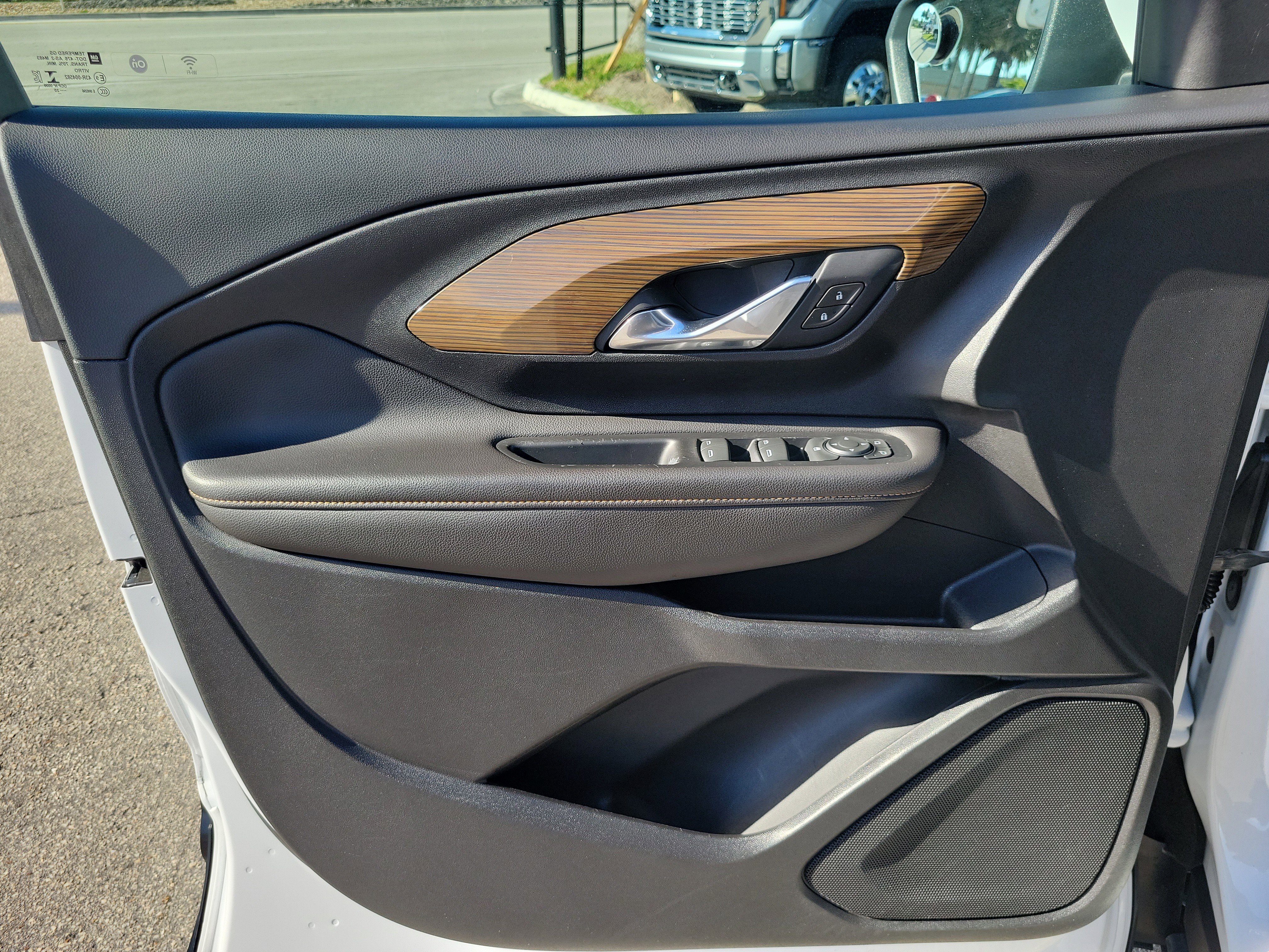 Used 2020 GMC Terrain SLE image 21