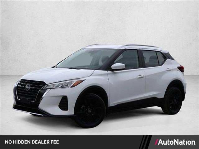 Used 2023 Nissan Kicks SV FWD image 1