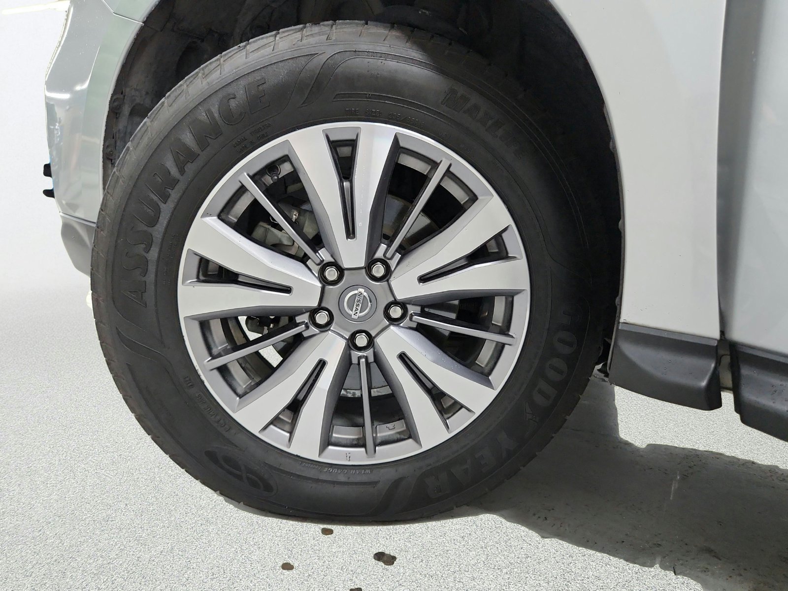 Used 2019 Nissan Pathfinder SL AWD/4WD image 33