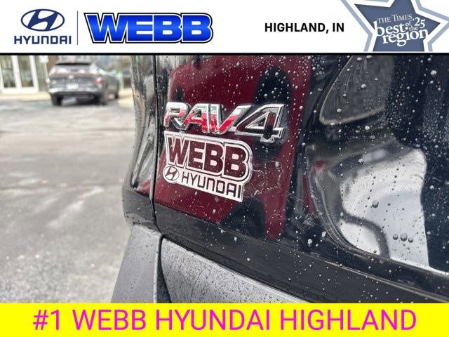 Used 2020 Toyota RAV4 LE w/ All Weather Liner Package image 6