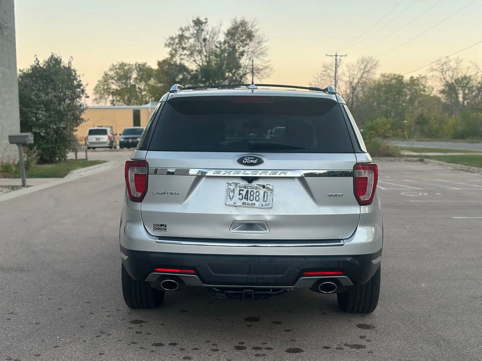 Used 2018 Ford Explorer Limited w/ Equipment Group 301A image 6