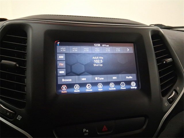 Used 2019 Jeep Cherokee Latitude Plus image 26