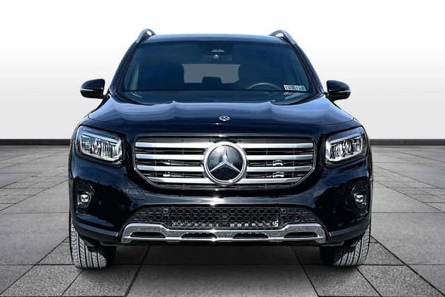 Certified 2025 Mercedes-Benz GLB 250 4MATIC image 2