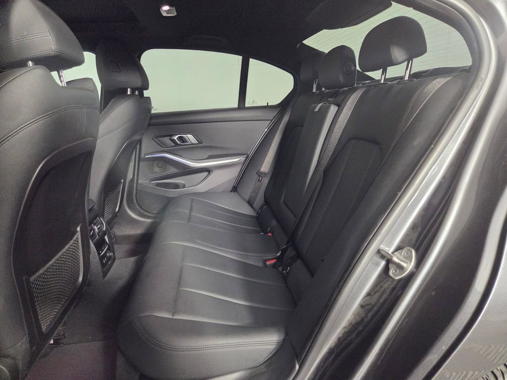 Used 2020 BMW 330i xDrive Sedan w/ Premium Package image 26