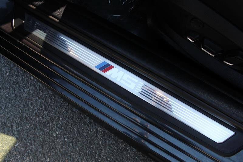 Used 2013 BMW M5 RWD image 26