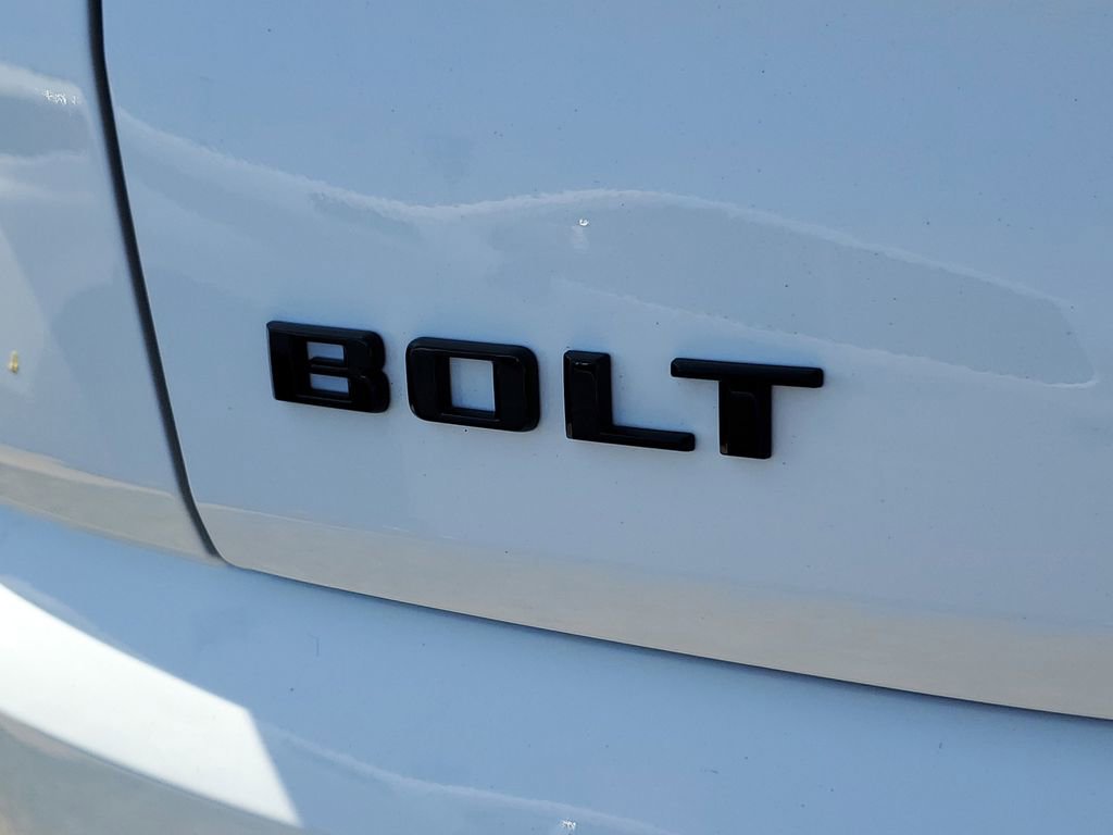 New 2027 Chevrolet Bolt LT w/ Comfort Package image 7