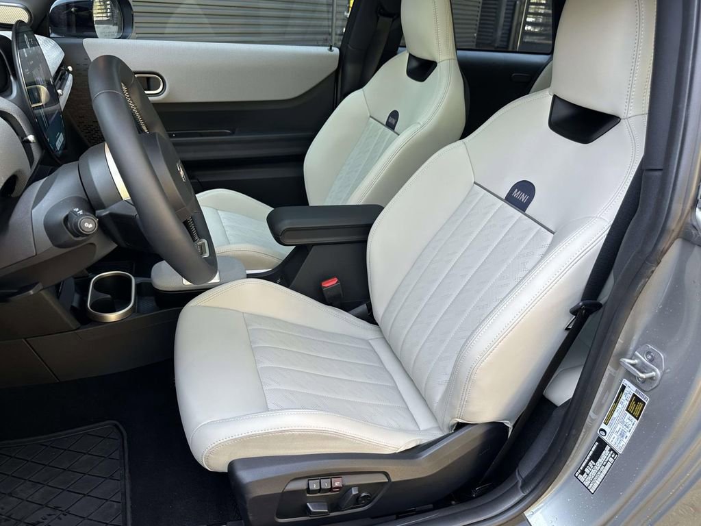 Used 2025 MINI Cooper S image 5