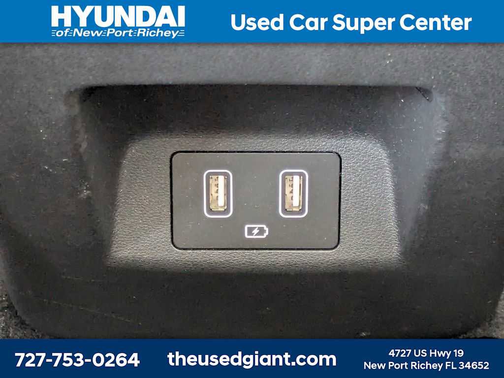 Used 2023 Hyundai Tucson SEL w/ Convenience Package FWD image 17