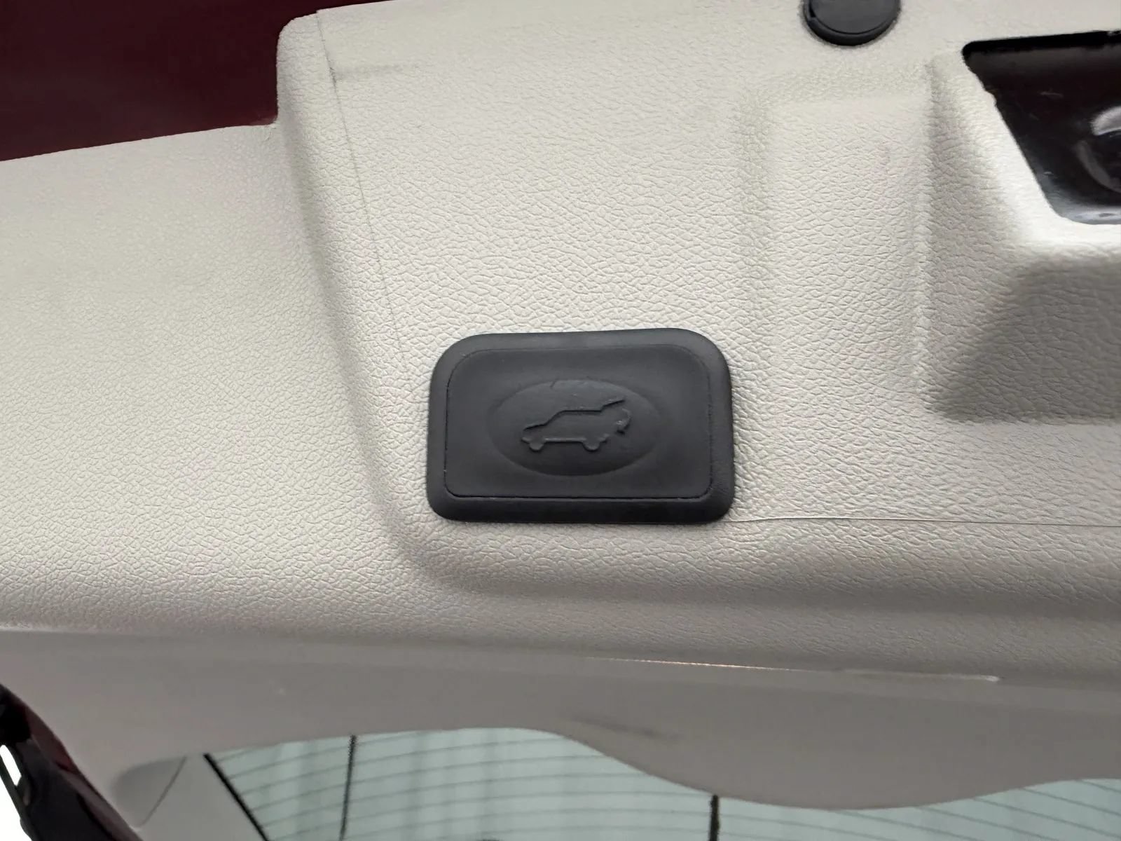 Used 2017 Buick Enclave Leather w/ Trailering Package AWD/4WD image 31