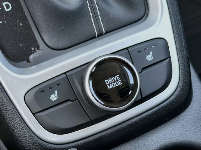 New 2026 Hyundai Venue SEL FWD image 20