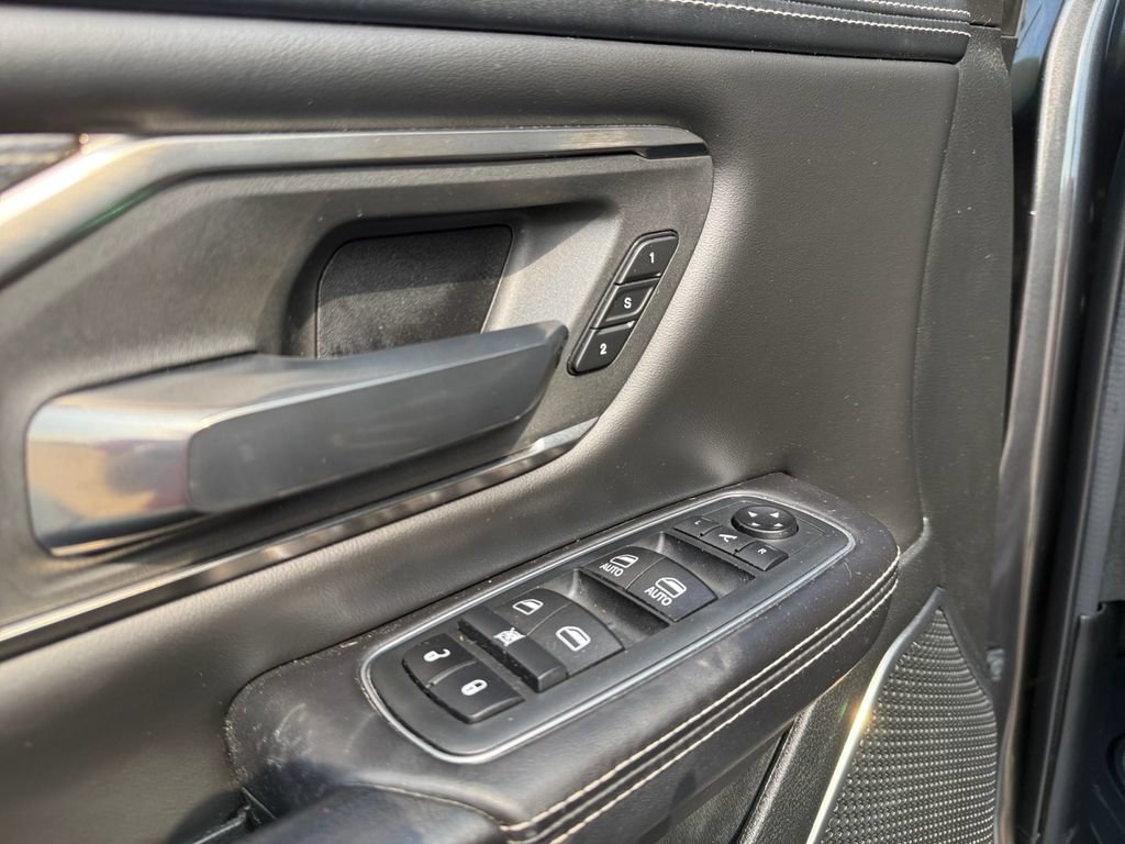 Used 2020 RAM 1500 Limited AWD/4WD image 18