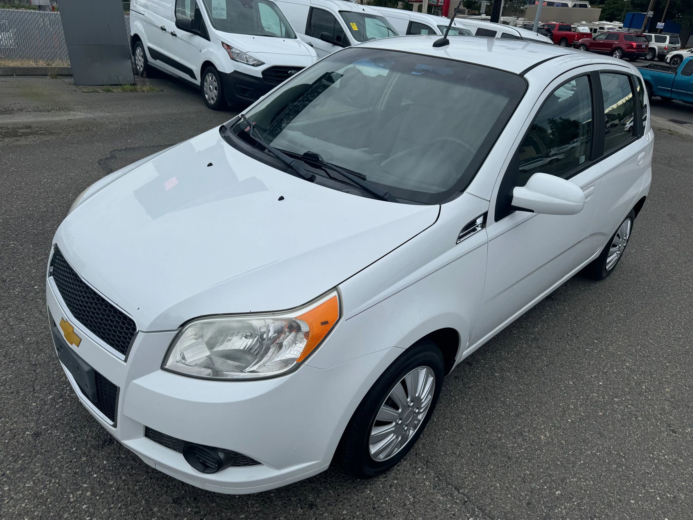 Used 2011 Chevrolet Aveo5 LS image 1