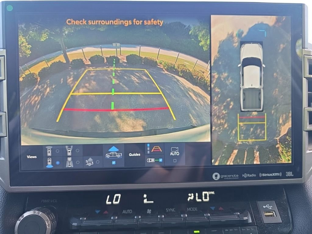 Used 2023 Toyota Tundra Limited image 33