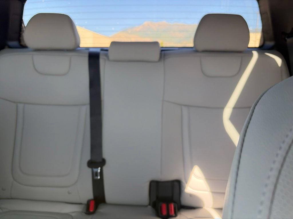 New 2027 Hyundai Santa Cruz SE AWD/4WD image 32