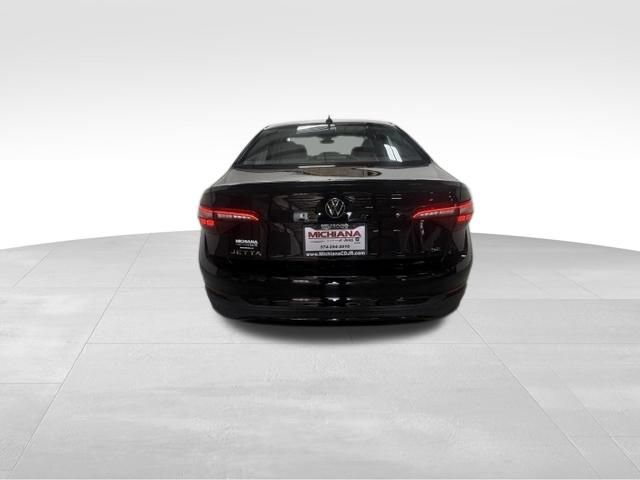 Used 2024 Volkswagen Jetta SE FWD image 7