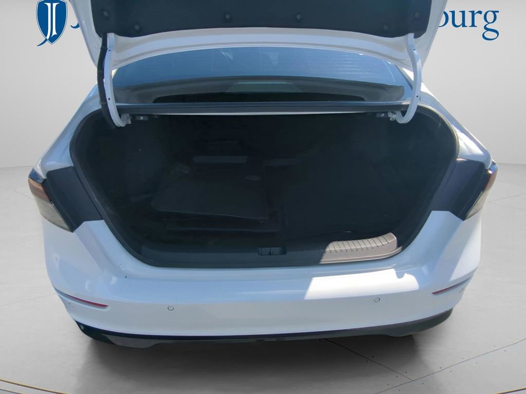 Used 2024 Honda Accord EX-L image 10