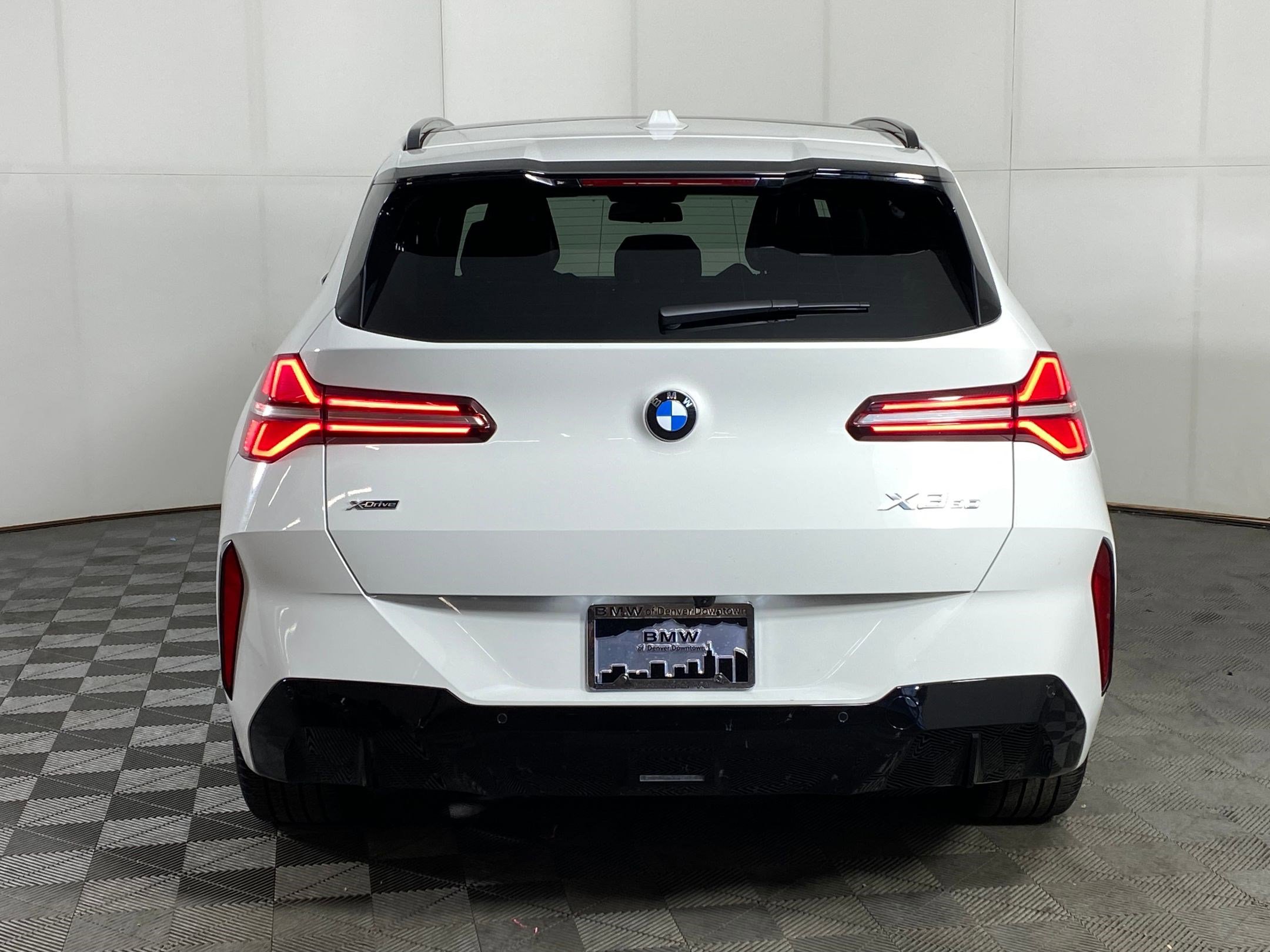 Certified 2025 BMW X3 xDrive30i image 10