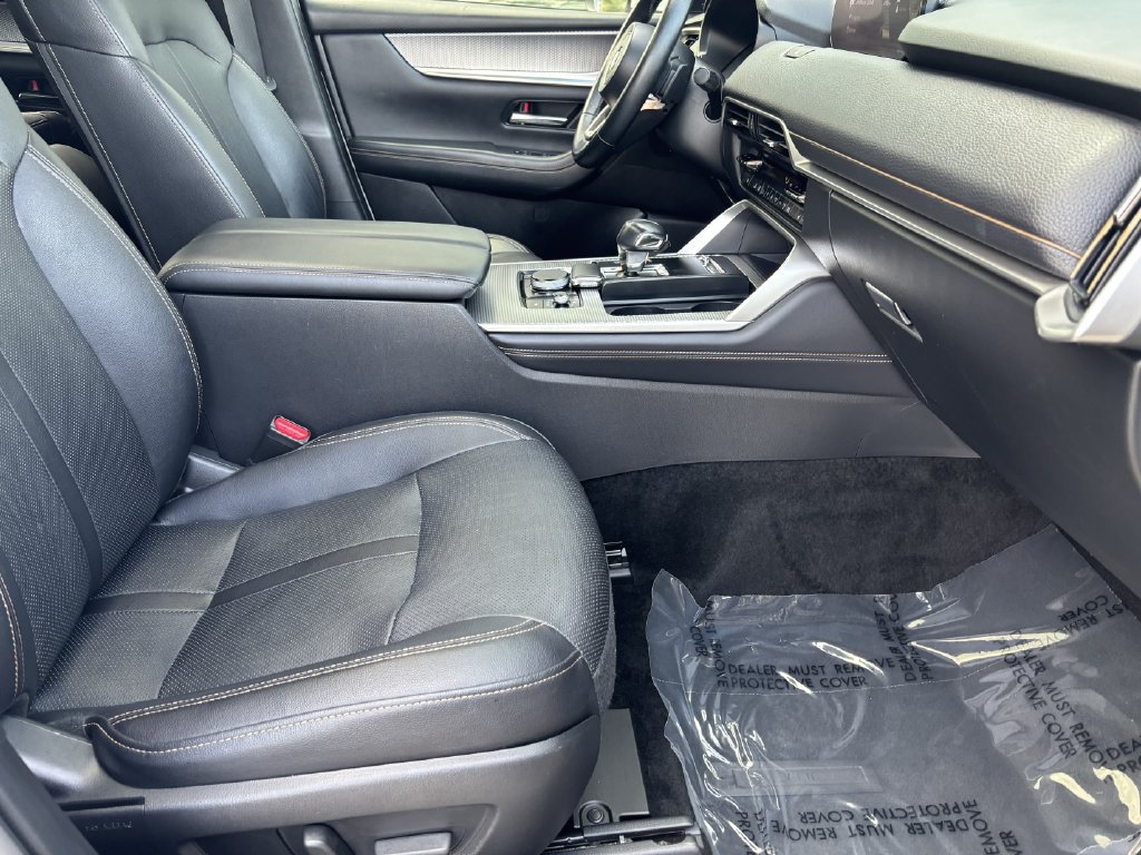 Used 2024 MAZDA CX-90 3.3 Turbo w/ Premium Package AWD/4WD image 31