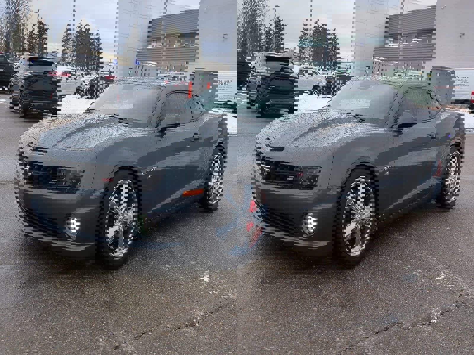 Used 2010 Chevrolet Camaro SS w/ RS Package image 4