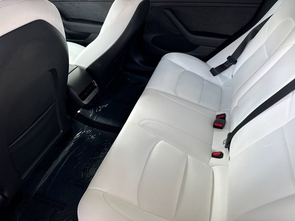 Used 2022 Tesla Model 3 RWD image 11