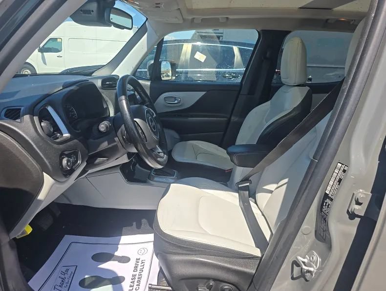 Used 2021 Jeep Renegade Limited w/ Sun & Sound Group AWD/4WD image 5