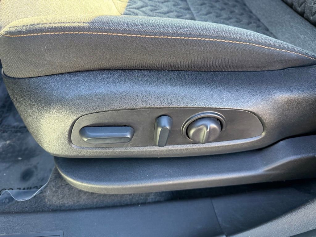 Used 2024 Chevrolet Equinox LT image 13