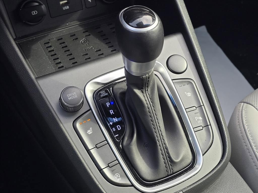 Used 2022 Hyundai Kona Limited image 20