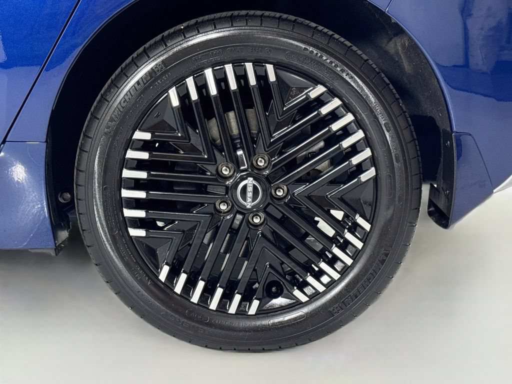 Used 2025 Nissan Leaf SV Plus FWD image 9