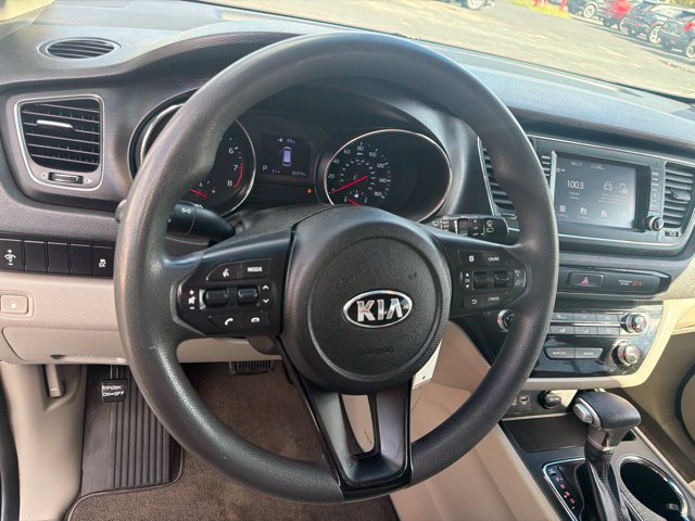 Used 2020 Kia Sedona LX FWD image 13