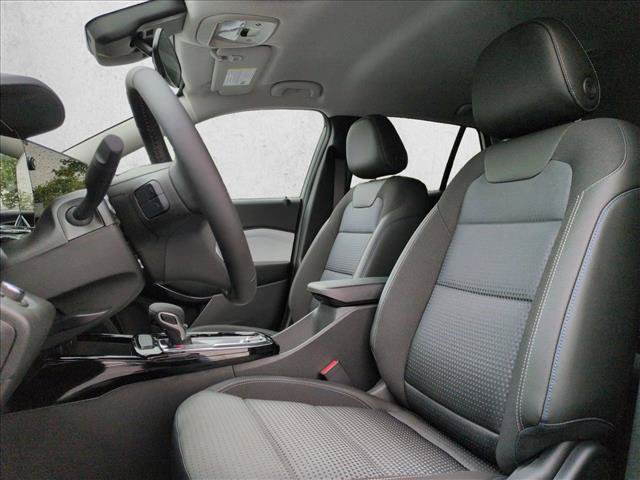 New 2026 Chevrolet Trax LT w/ Driver Confidence Package FWD image 4