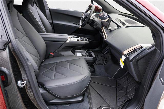 Used 2026 BMW iX xDrive45 w/ Premium Package image 25