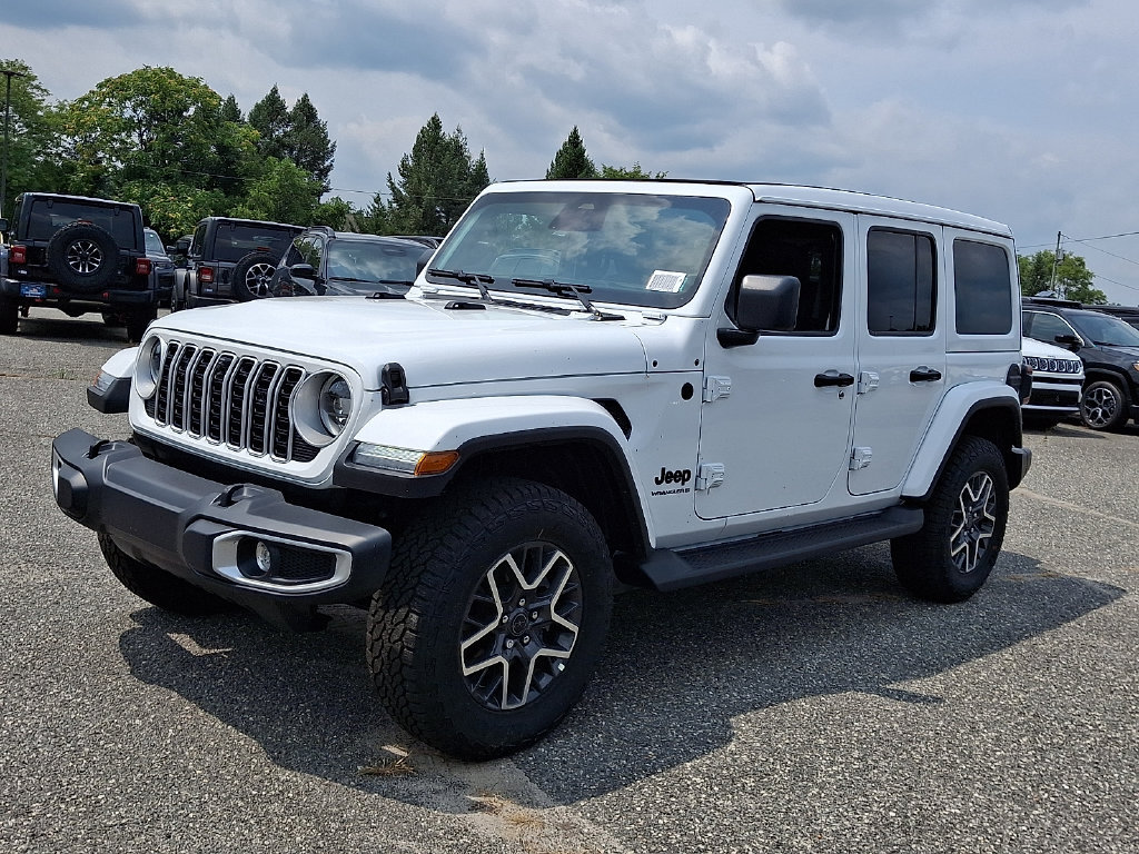 New 2026 Jeep Wrangler Unlimited Sahara AWD/4WD image 4