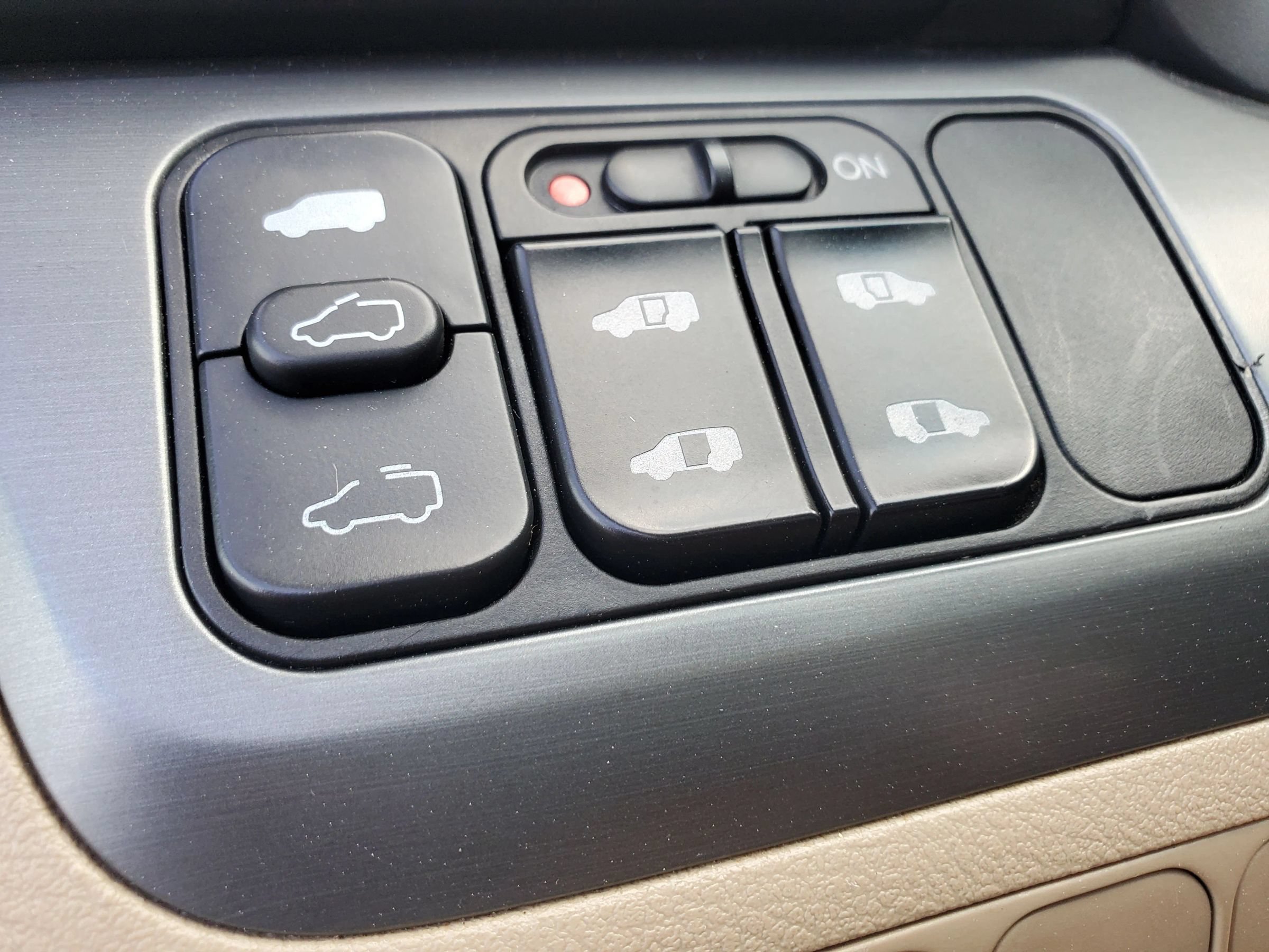 Used 2005 Honda Odyssey EX-L image 49