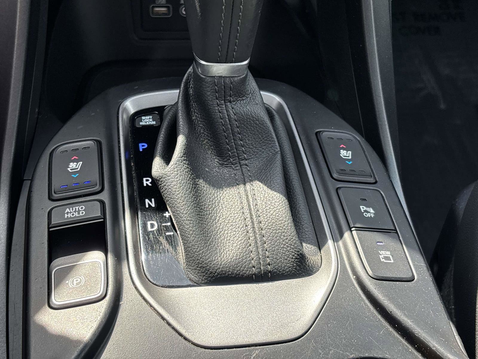 Used 2018 Hyundai Santa Fe Sport w/ 2.0T Ultimate Tech Package 05 AWD/4WD image 27