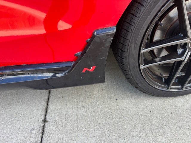 Used 2019 Hyundai Veloster N N image 16