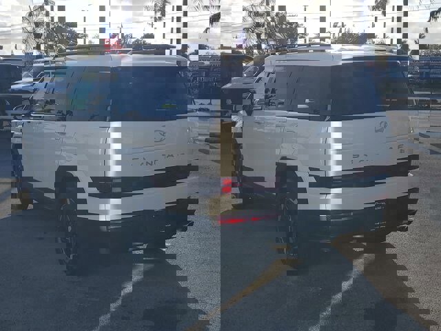 Used 2025 Hyundai Santa Fe SEL image 5