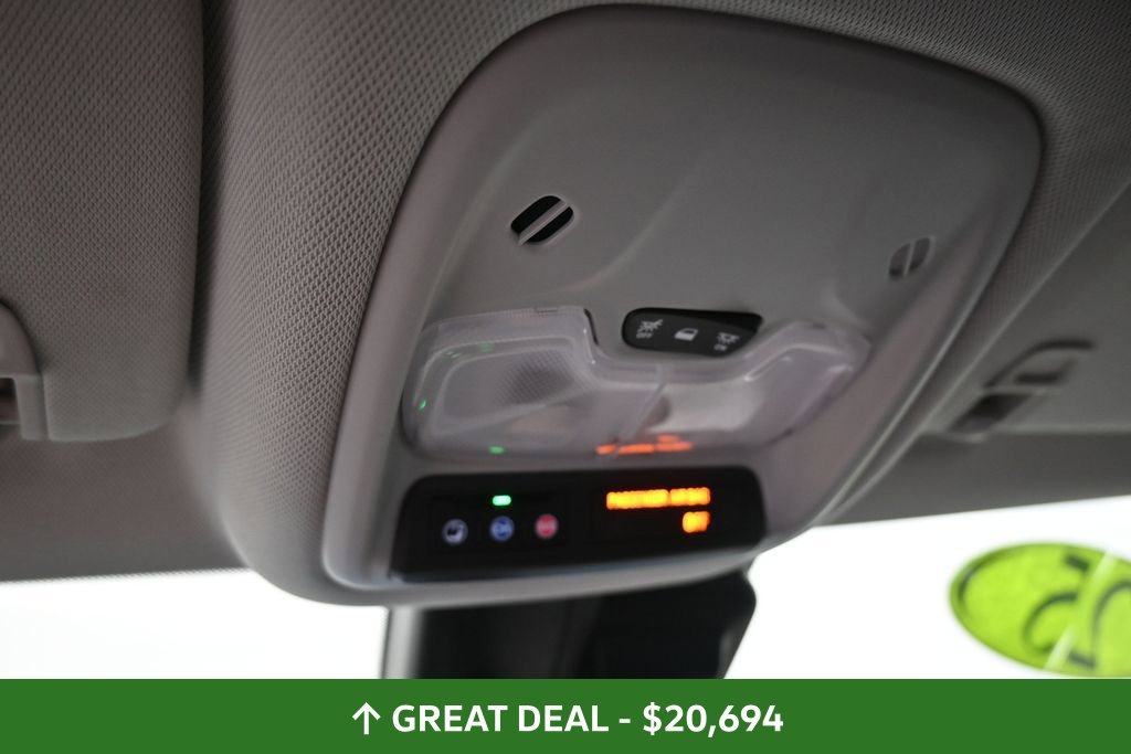 Used 2025 Chevrolet TrailBlazer LT AWD/4WD image 37