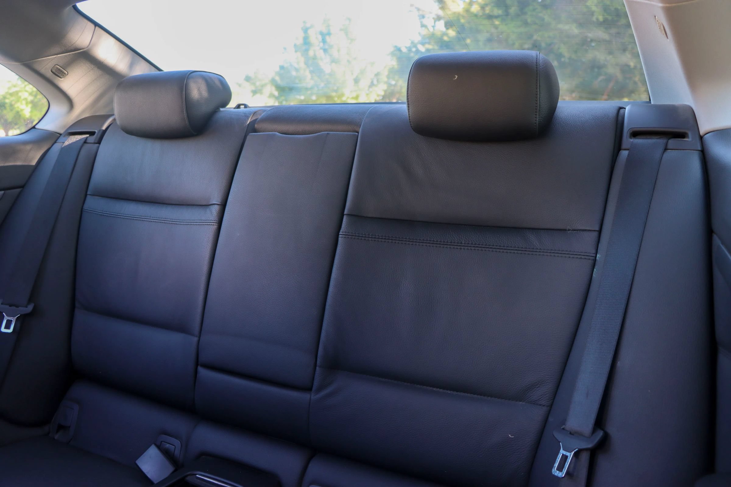 Used 2011 BMW 335i Coupe w/ Premium Pkg RWD image 15